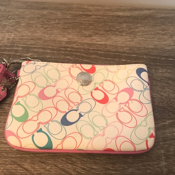 Çoach Multicolour Wristlet - Picture 4 of 5